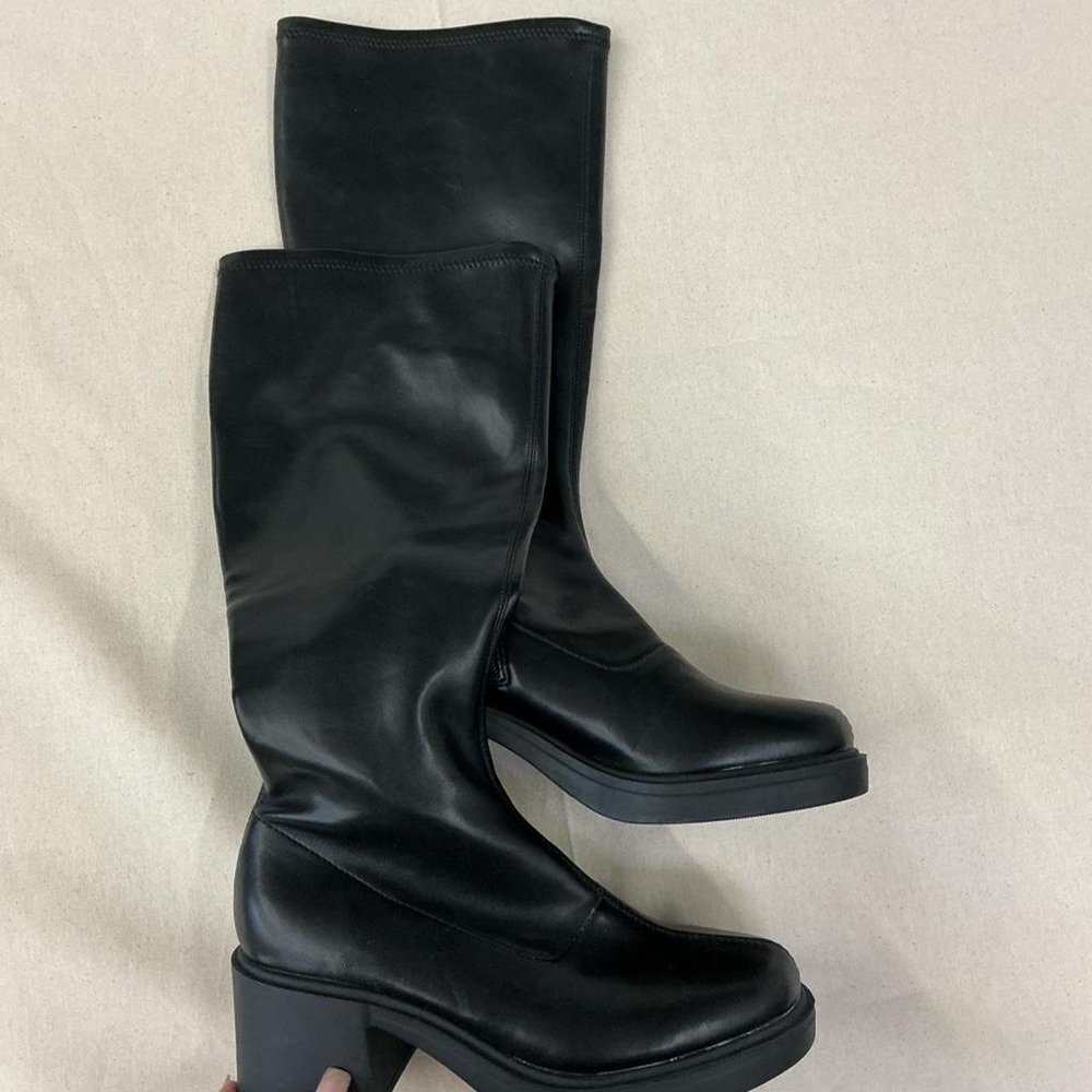 Statement knee-high platform boots